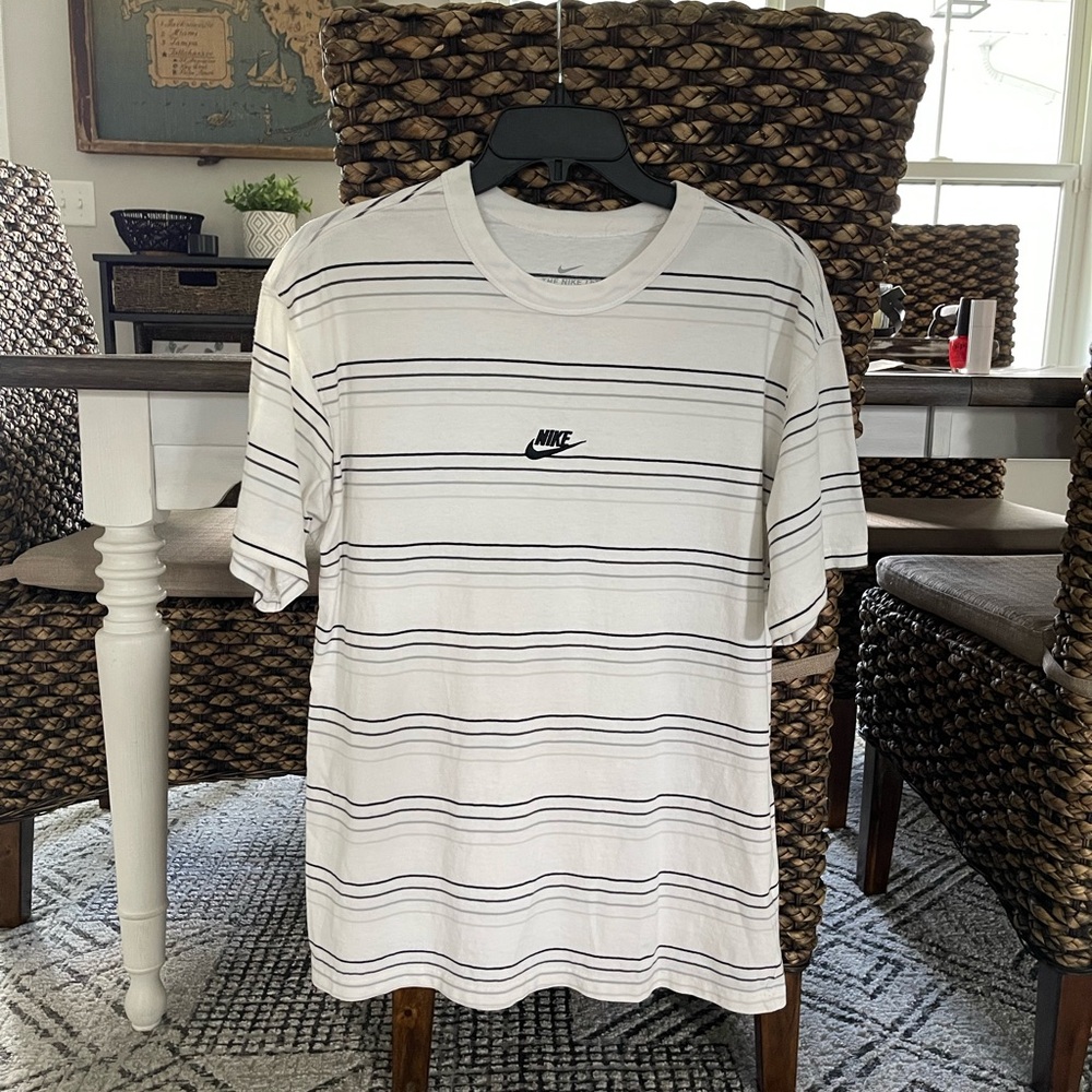 Nike Men's Black and White Striped Tee